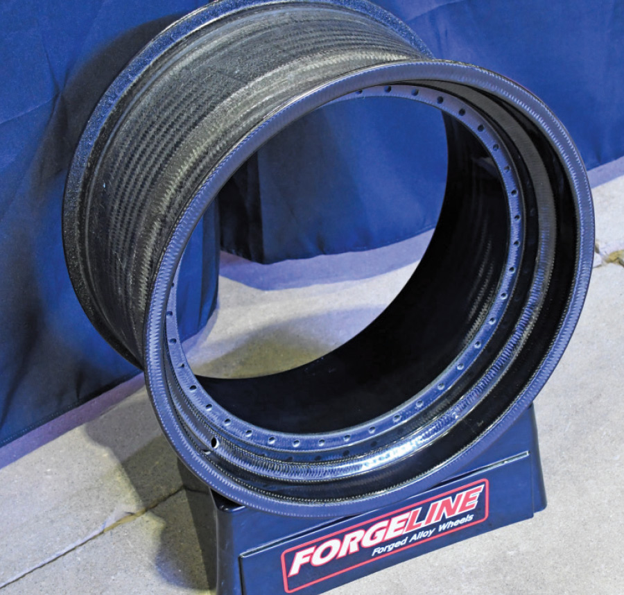 Forgeline Motorsports Carbon+Forged Deep Lip Barrel