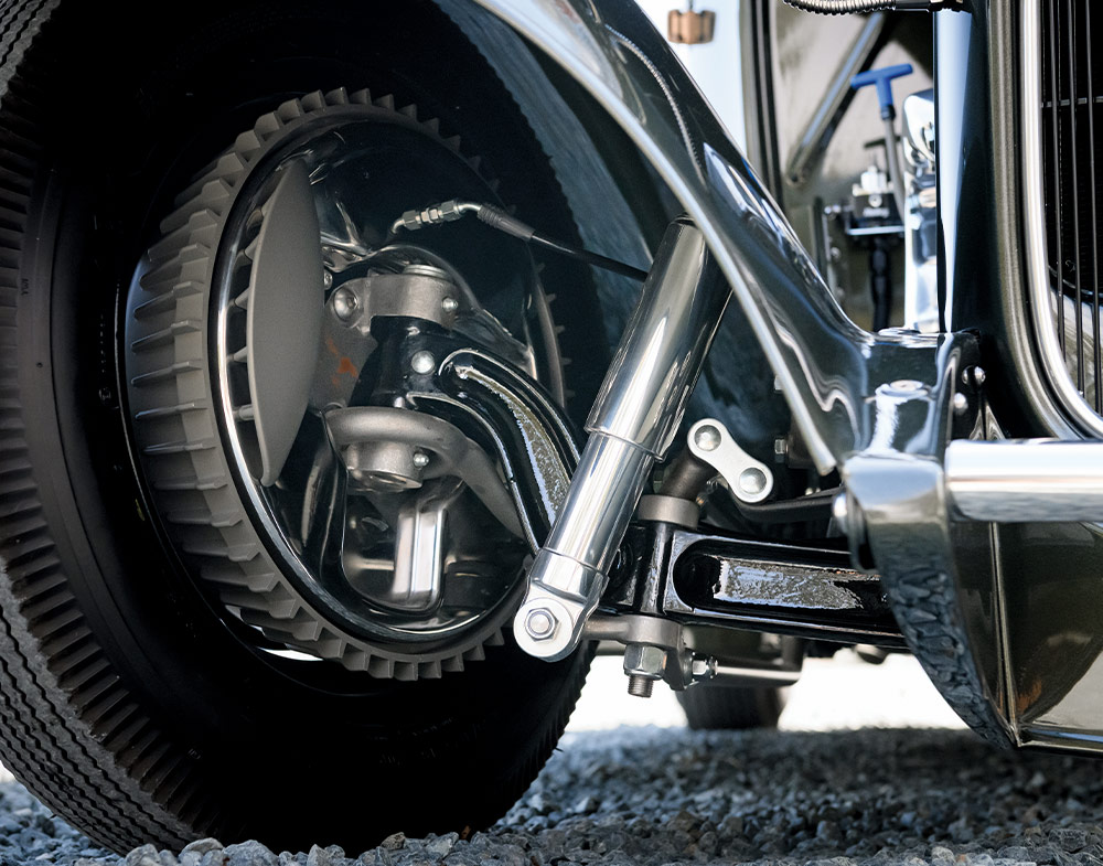close level view of the front suspension and braking system on a 1932 Deuce Roadster