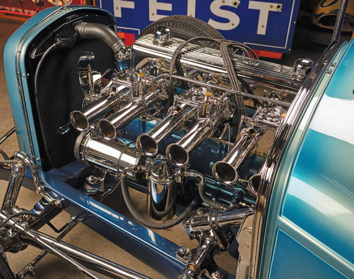 1932 Ford polished intake horns and multi-carb array on detailed inline engine