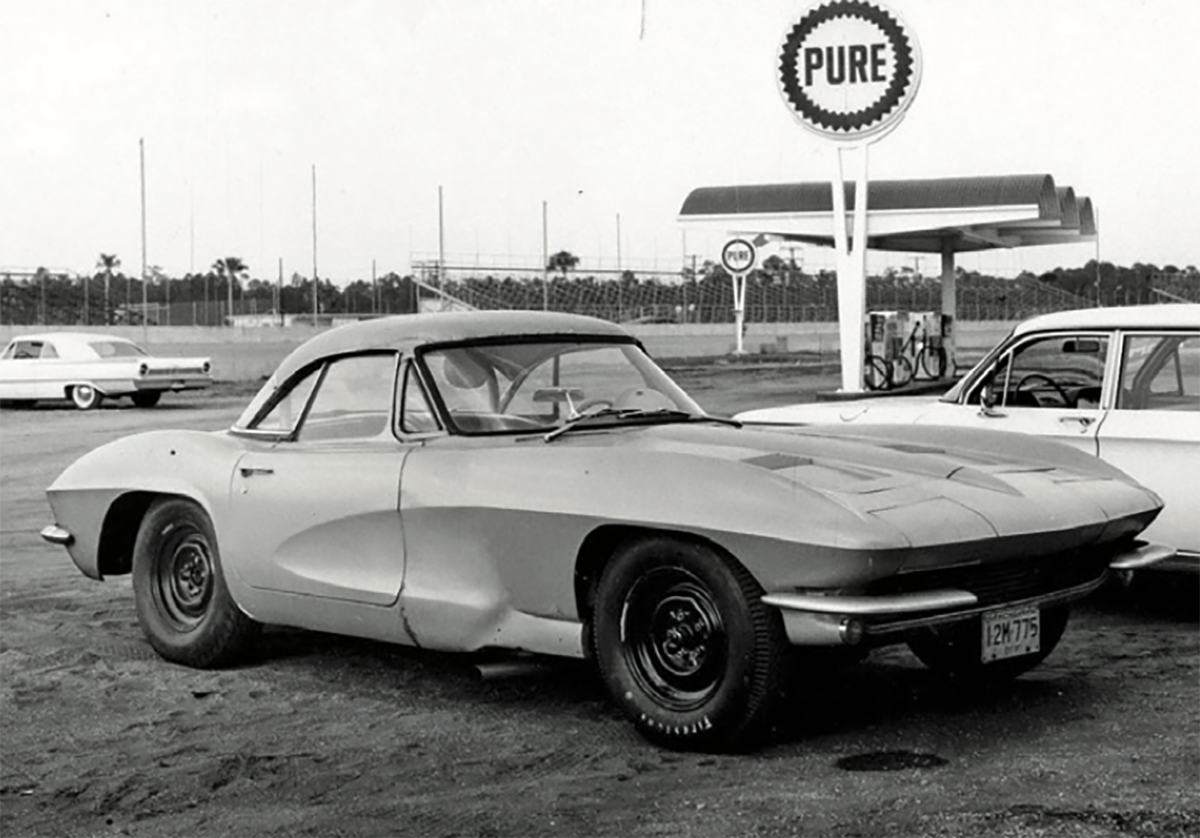 Black and white vintage photo of the the unique, for the time, hidden headlights and completely redesigned 1963 Sting Ray front end stand out; Aero design, along with the hood vents, which we believe were functional at the time but didn’t make it to the production models; Also, the windshield frame and glass were completely revamped, with a design closer to C2 rather than C1