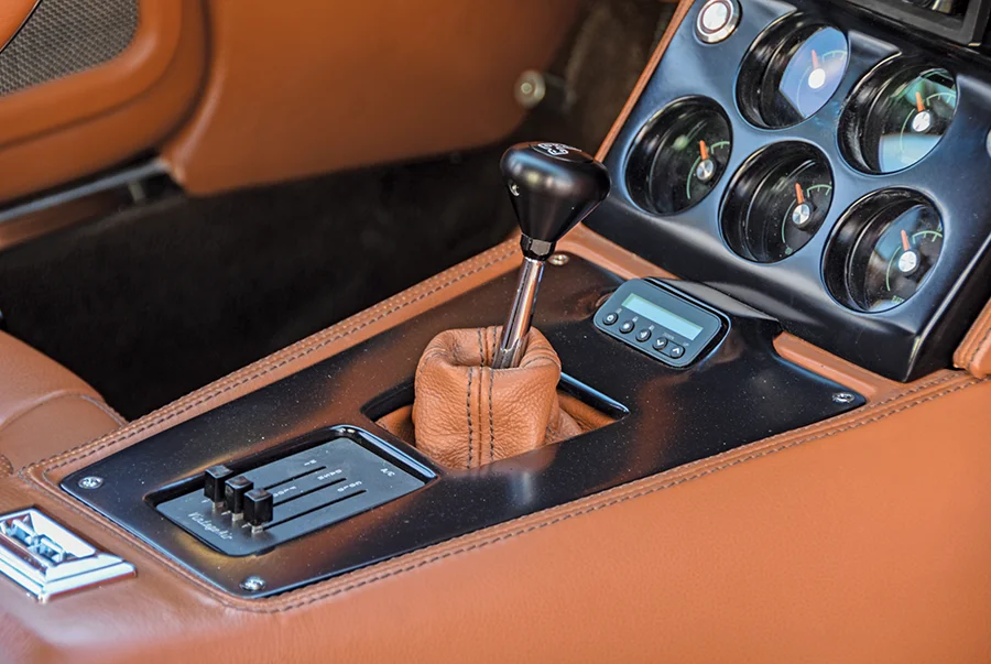 1968 Corvette center console manual shifter leather boot custom instrumentation digital climate controls