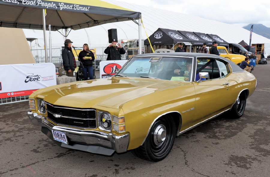 Greg Heinrich’s gold 1971 Chevelle 