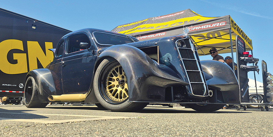 Wide-body carbon fiber 1935 Plymouth GT1 race car