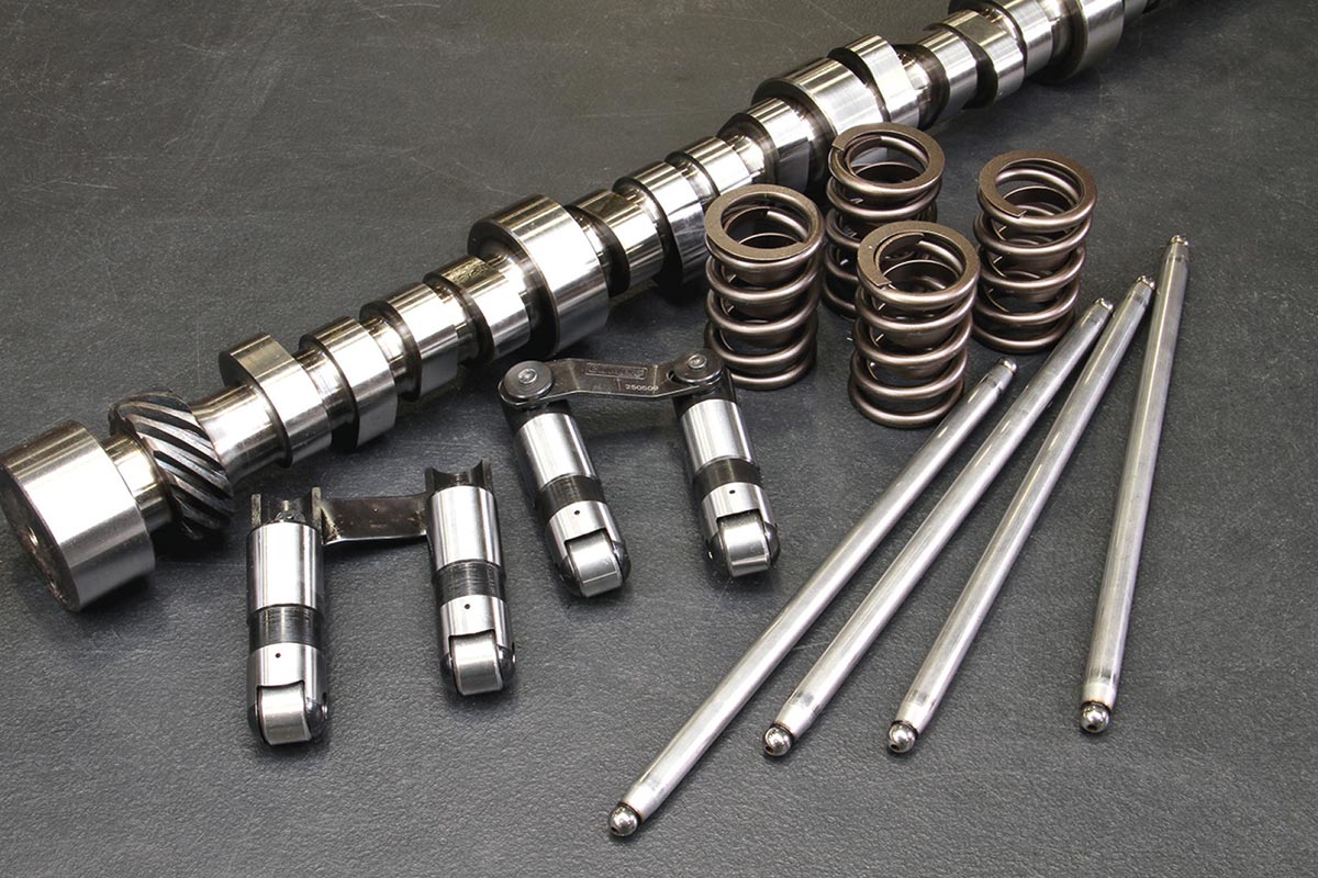 Comp Cams Xtreme Energy hydraulic roller camshaft kit.