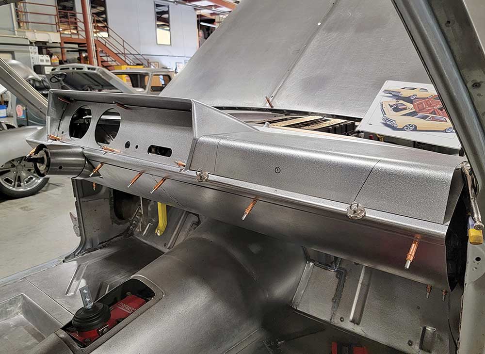 Separate panel installed on right side for glovebox.